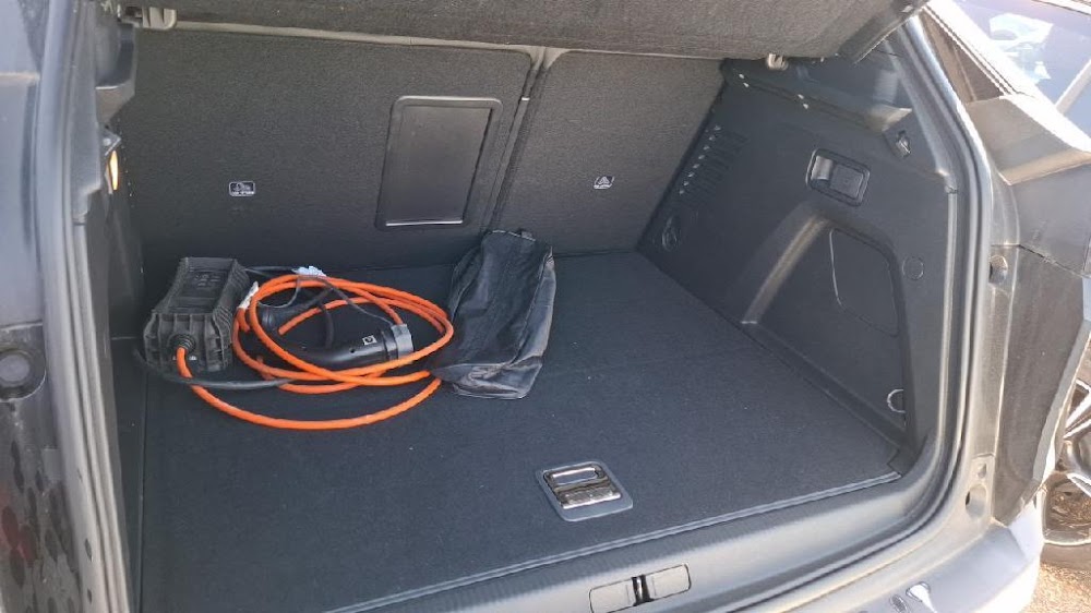 Foto Peugeot 3008 Hybrid 13
