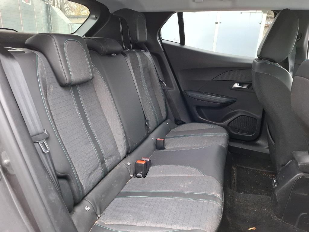 Peugeot 2008 BlueHDi 130 S&S EAT8 Allure Pack 2022