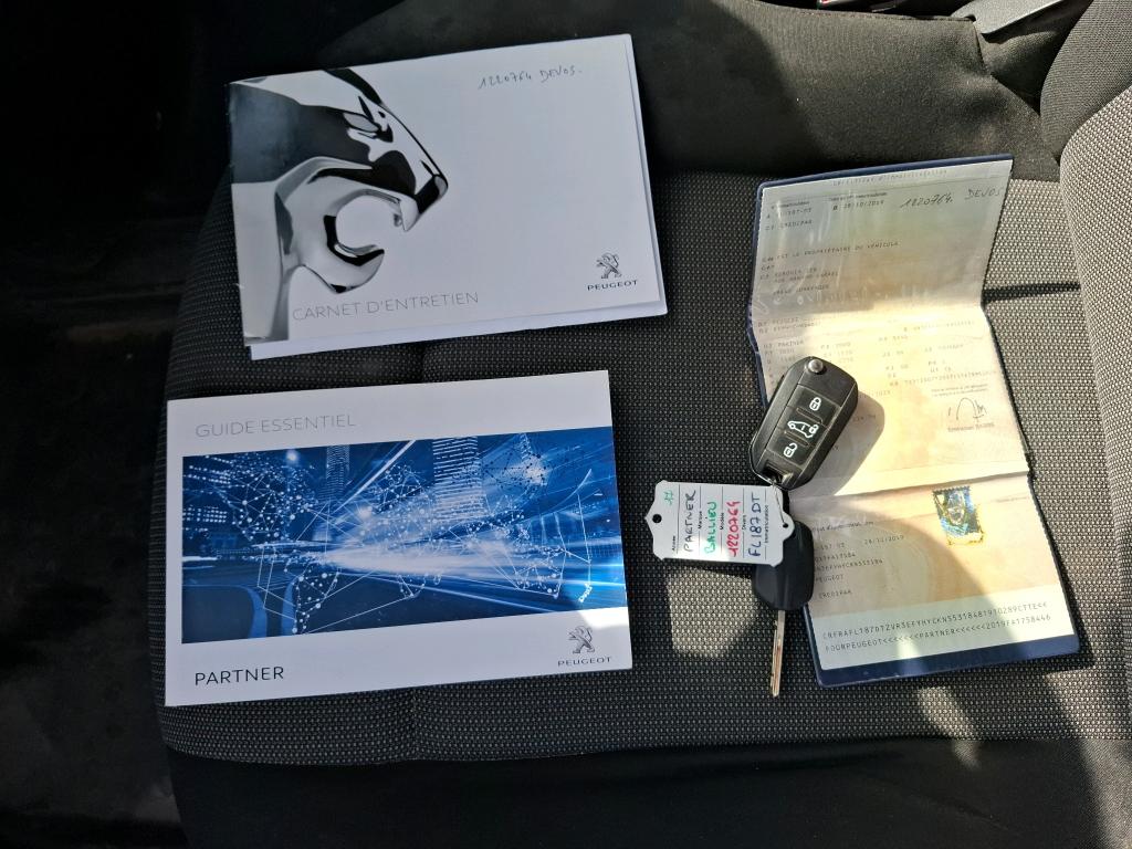 Peugeot PARTNER FOURGON STANDARD 650 KG BLUEHDI 100 BVM5 PREMIUM 2019