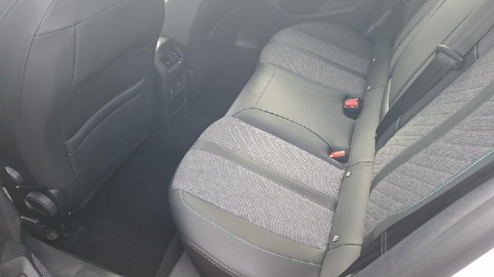 Foto Peugeot 408 12