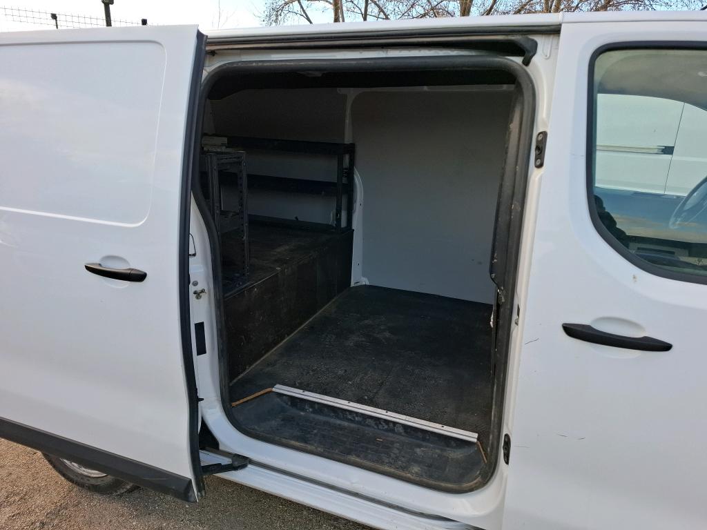 Peugeot EXPERT FGN TOLE STANDARD 2.0  BLUEHDI 120 S&S EAT8 ASPHALT 2021