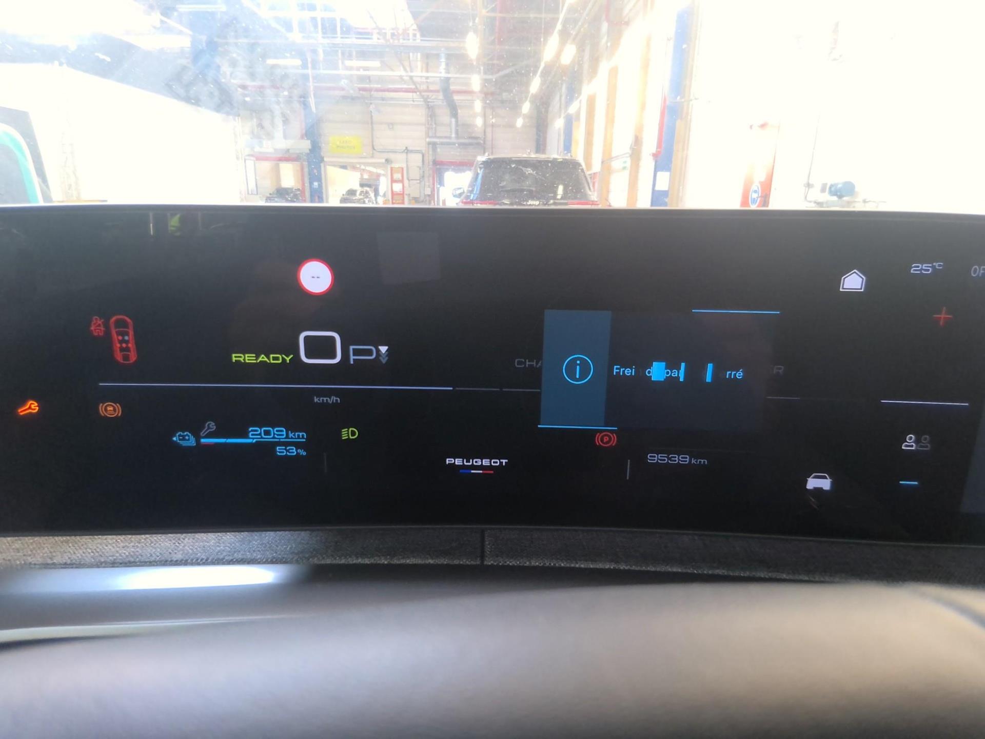 Peugeot 3008 Electrique 210 ch 73 kWh Allure 2025