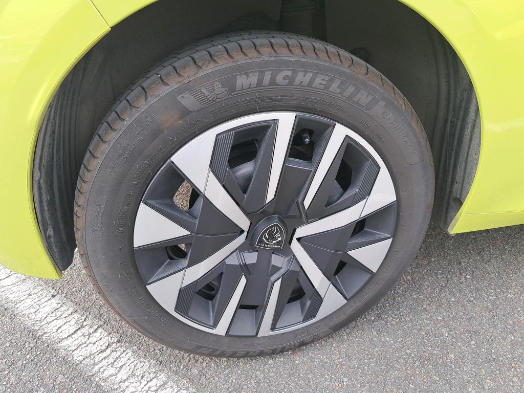 Peugeot 208 Hybrid 110 ch e-DCS6 Style 2025