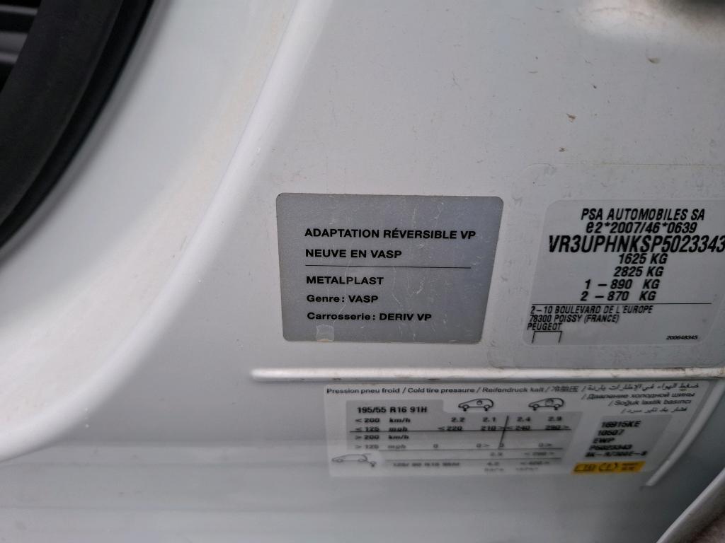 Peugeot 208 PureTech 100 S&S EAT8 Style 2023