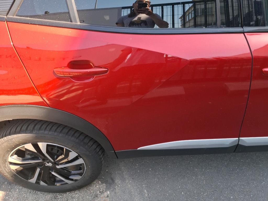 Peugeot 2008 PureTech 130 S&S EAT8 GT 2022