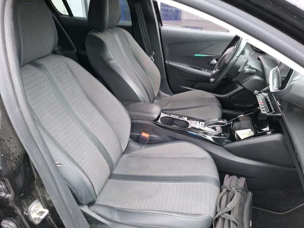 Peugeot 208 PureTech 100 S&S EAT8 Allure 2021