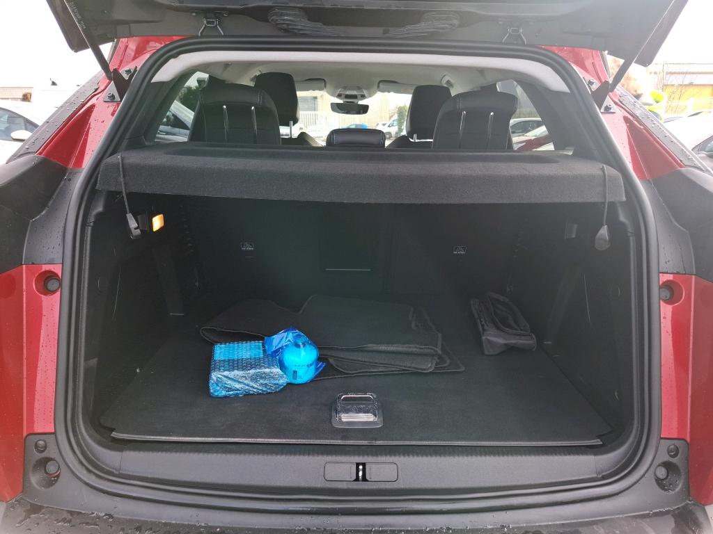 Peugeot 3008 Hybrid 225 e-EAT8 Allure 2022