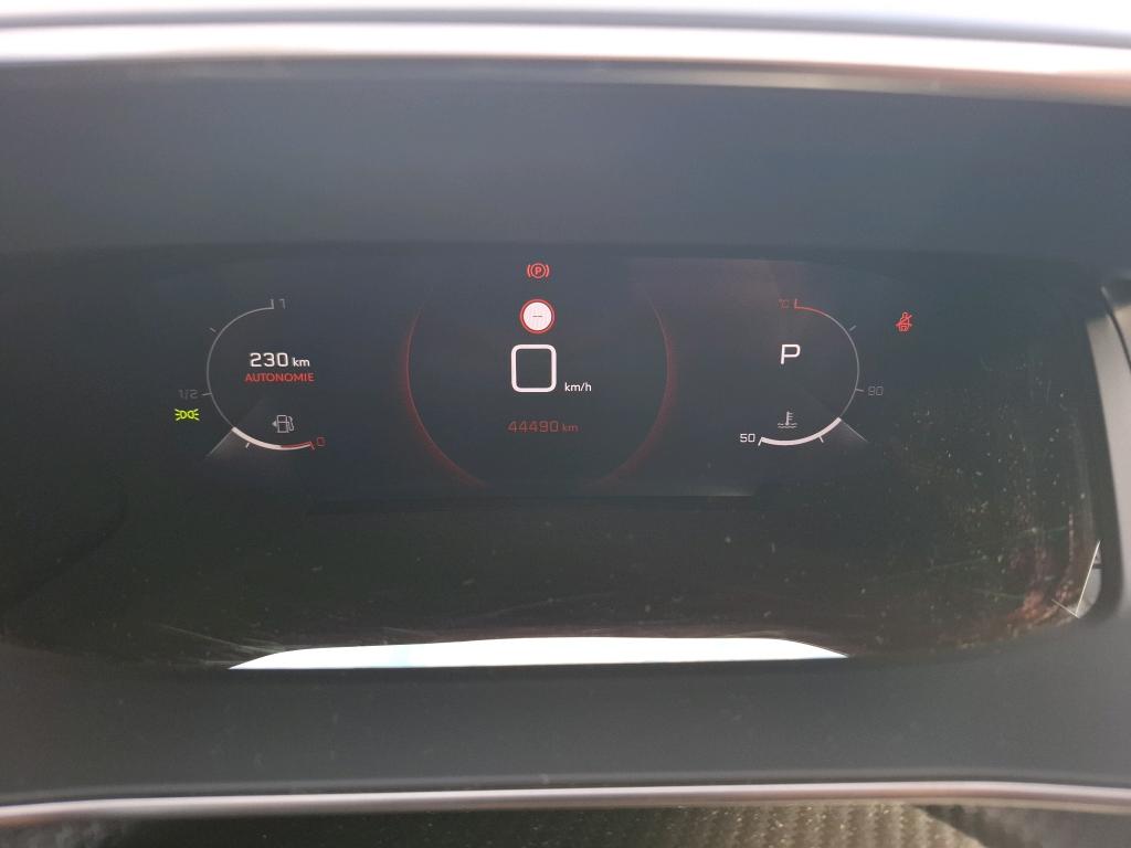 Peugeot 2008 BlueHDi 130 S&S EAT8 GT 2022