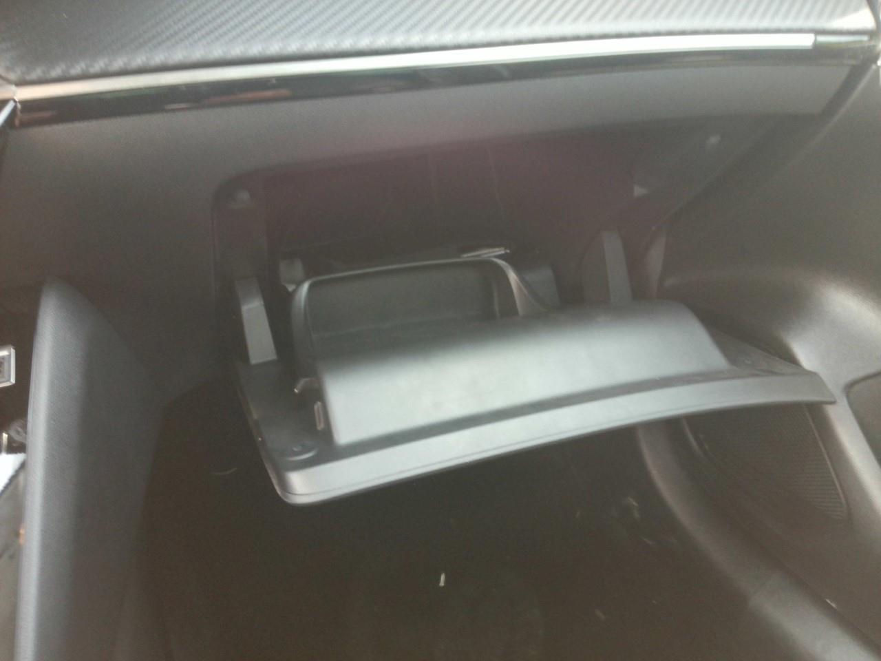 Foto Peugeot 208 17