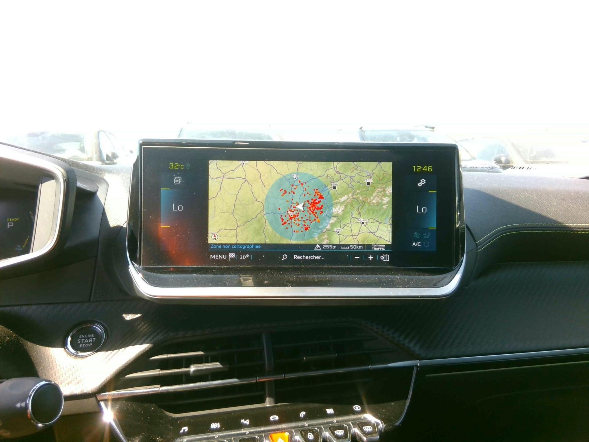 Peugeot 2008 Electrique 136 ch GT 2022