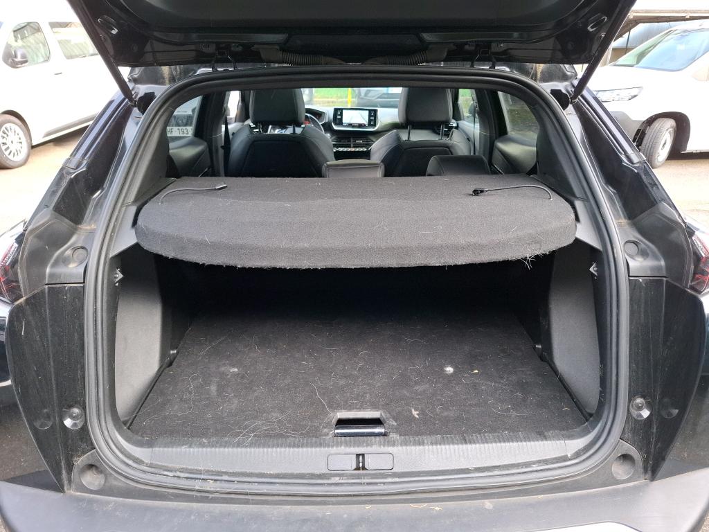 Peugeot 2008 PureTech 130 S&S EAT8 GT 2021