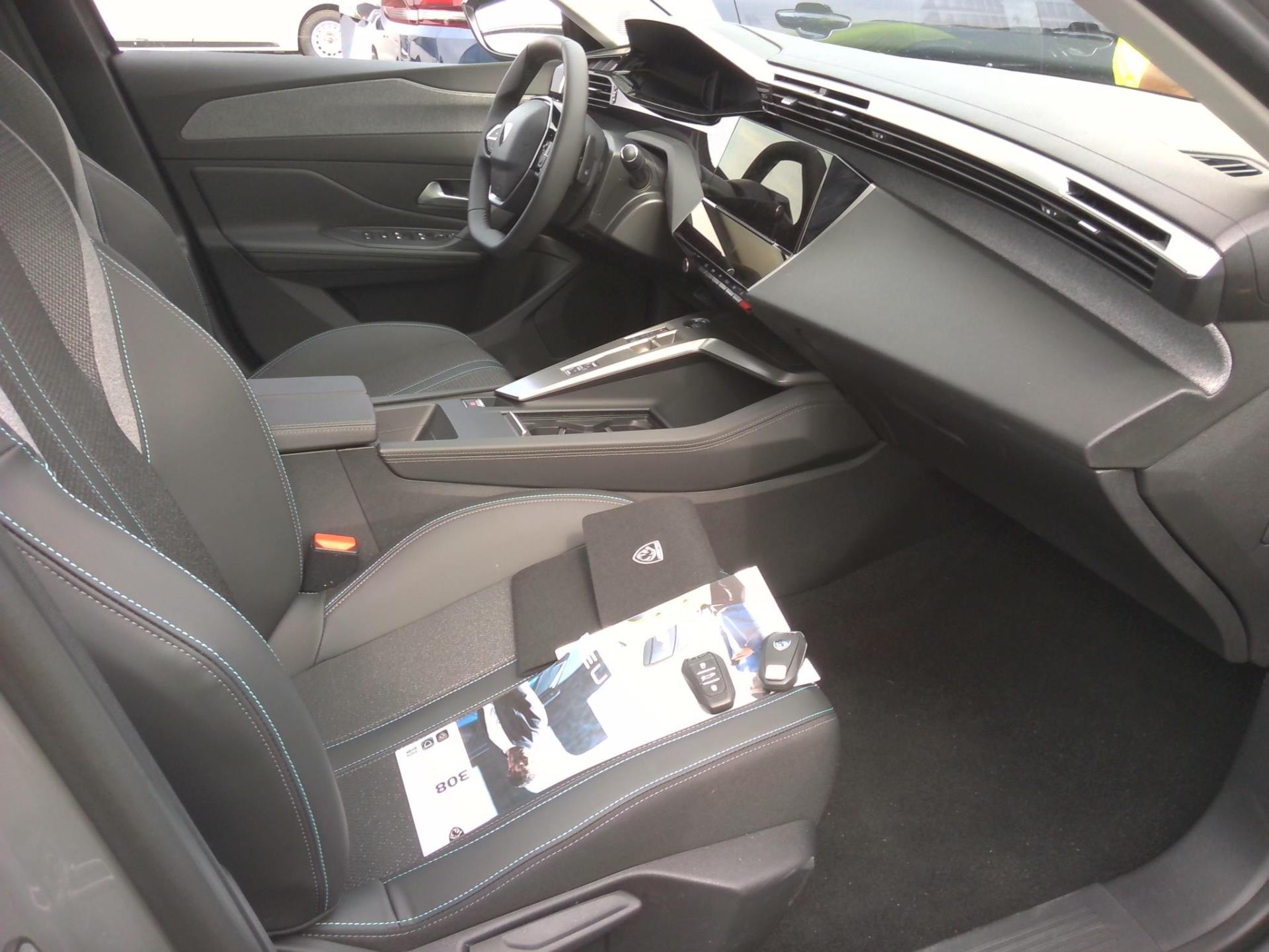 Peugeot 308 SW PureTech 130ch S&S EAT8 Allure 2024