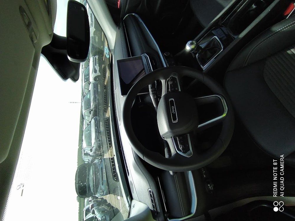 Foto Jeep Compass 13
