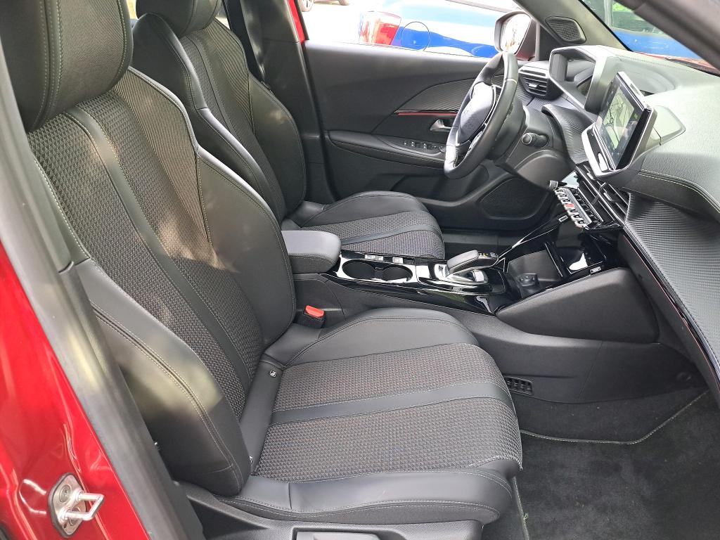 Peugeot 2008 Electrique 136 ch GT 2021