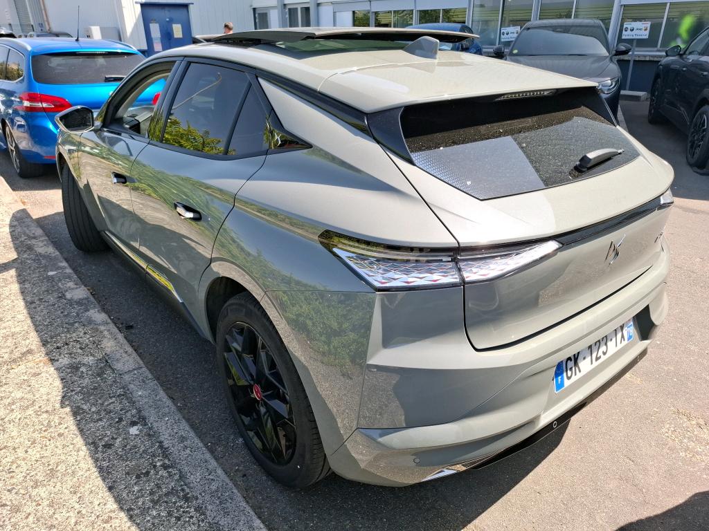 DS DS 4 BlueHDi 130 EAT8 Performance Line+ 2022