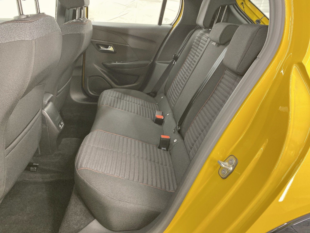 Peugeot 208 Electrique 50 kWh 136ch Active Pack 2023