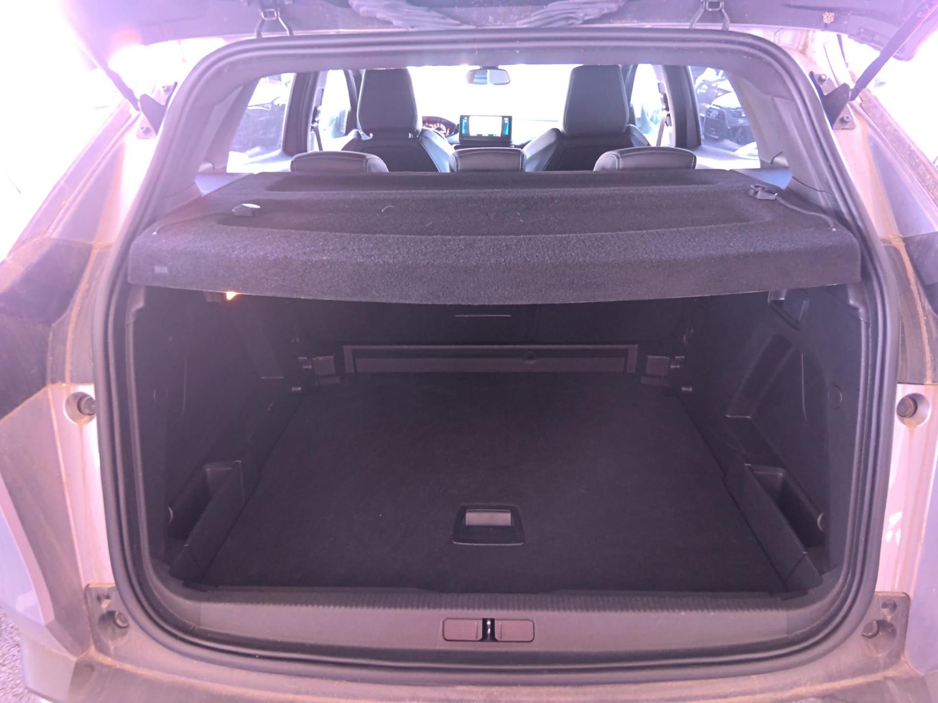 Peugeot NV 3008 SUV 
