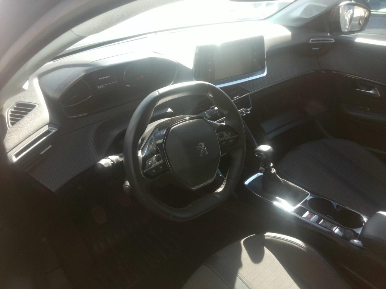 Foto Peugeot 208 6