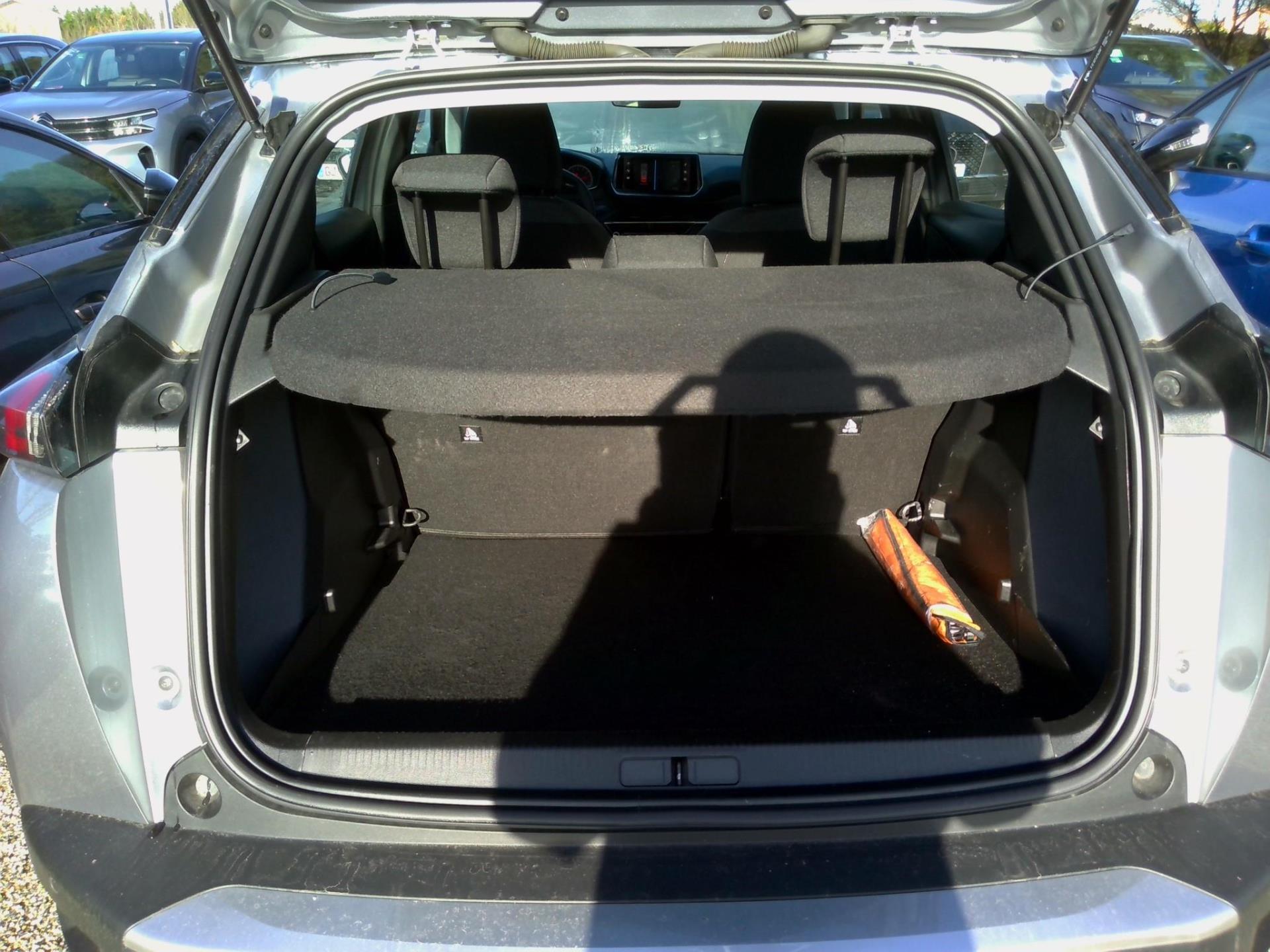 Peugeot 2008 PureTech 130 S&S BVM6 Active 2022