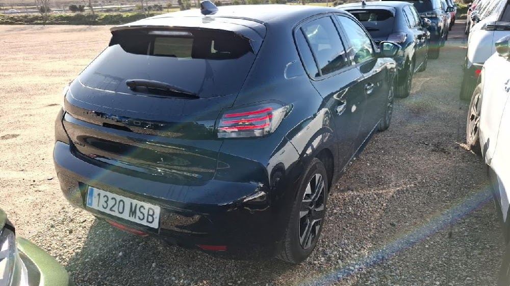 Foto Peugeot 208 10