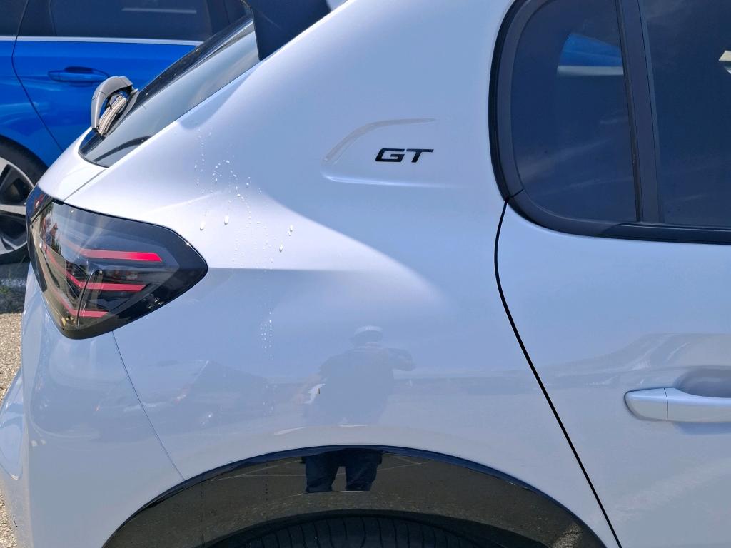 Peugeot 208 Hybrid 145 ch e-DCS6 GT 2025