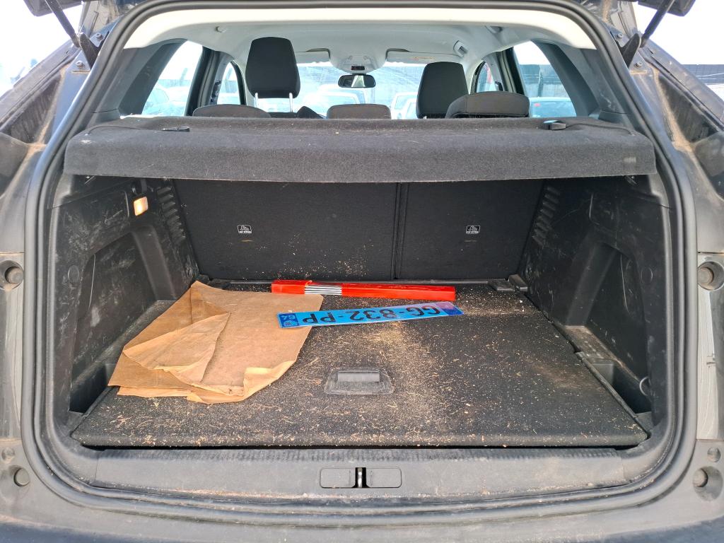 Peugeot 3008 BlueHDi 130ch S&S EAT8 Active Pack 2022