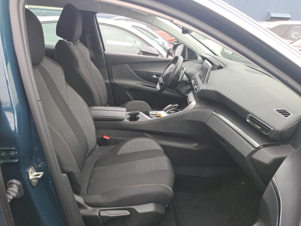 Peugeot 3008 BlueHDi 130ch S&S EAT8 Active Pack 2022