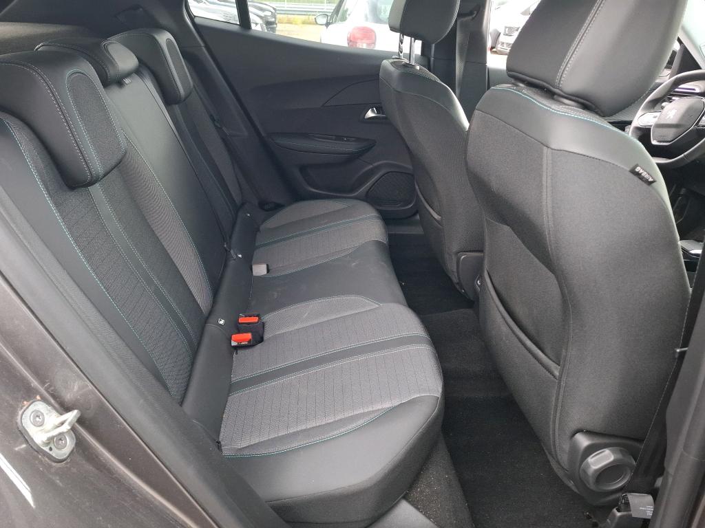 Peugeot 2008 PureTech 130 S&S EAT8 Allure Pack 2022
