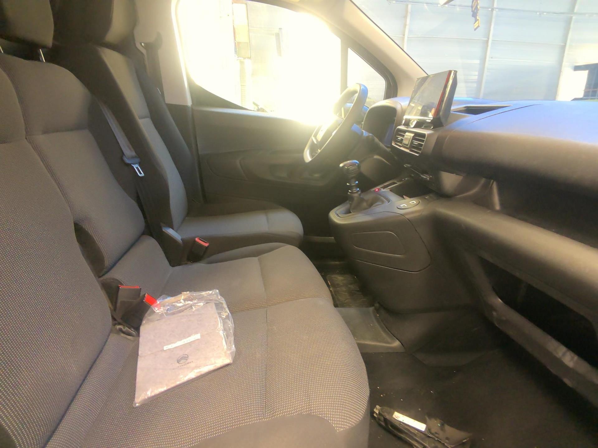Citroen BERLINGO VAN TAILLE XL 950KG BLUEHDI 100 S&S BVM6 2024