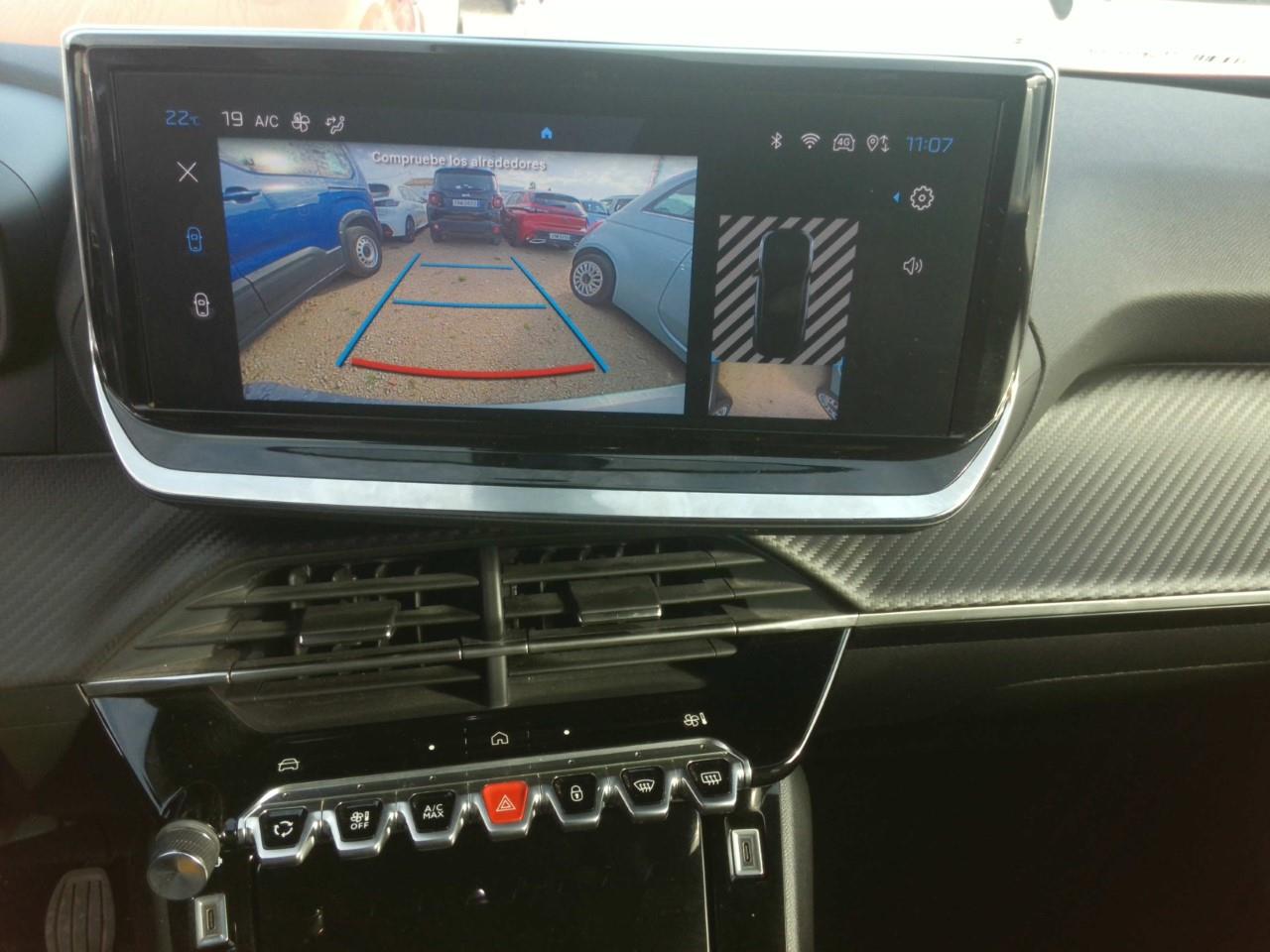 Foto Peugeot 2008 6
