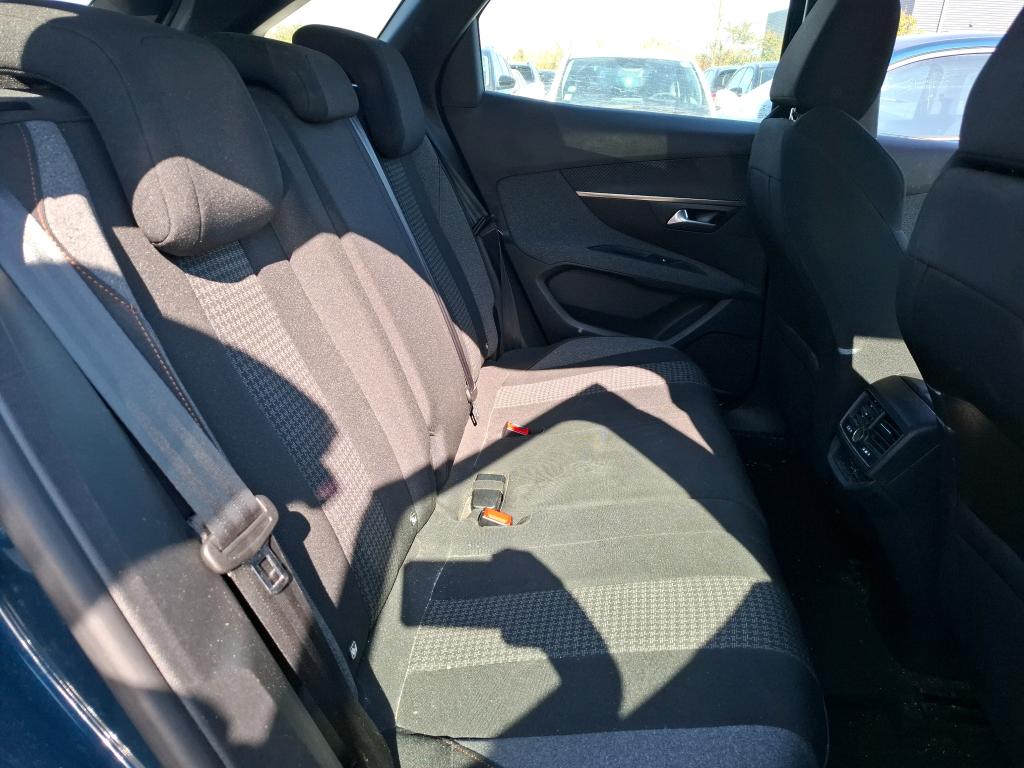 Peugeot 3008 BlueHDi 130ch S&S EAT8 Active Pack 2021