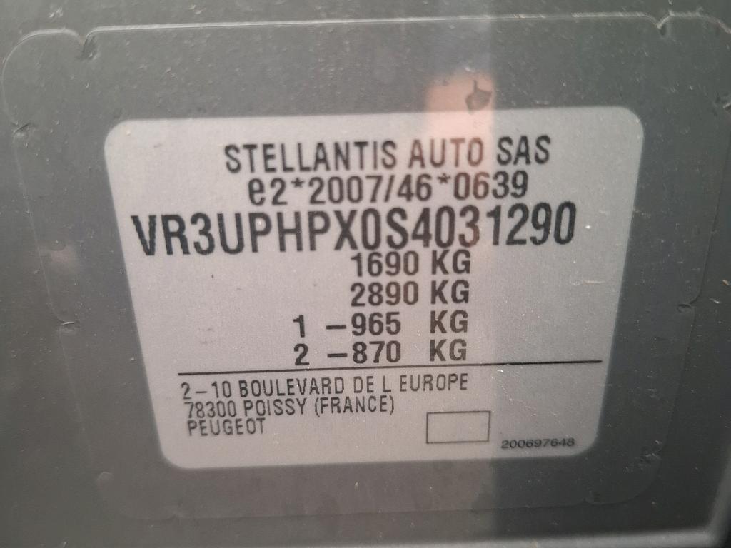Peugeot 208 Hybrid 100 e-DCS6 GT 2025