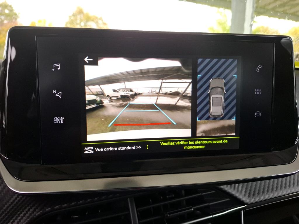 Peugeot 2008 BlueHDi 130 S&S EAT8 Allure Business 2021