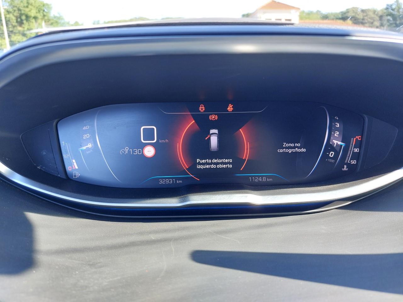 Foto Peugeot 5008 8