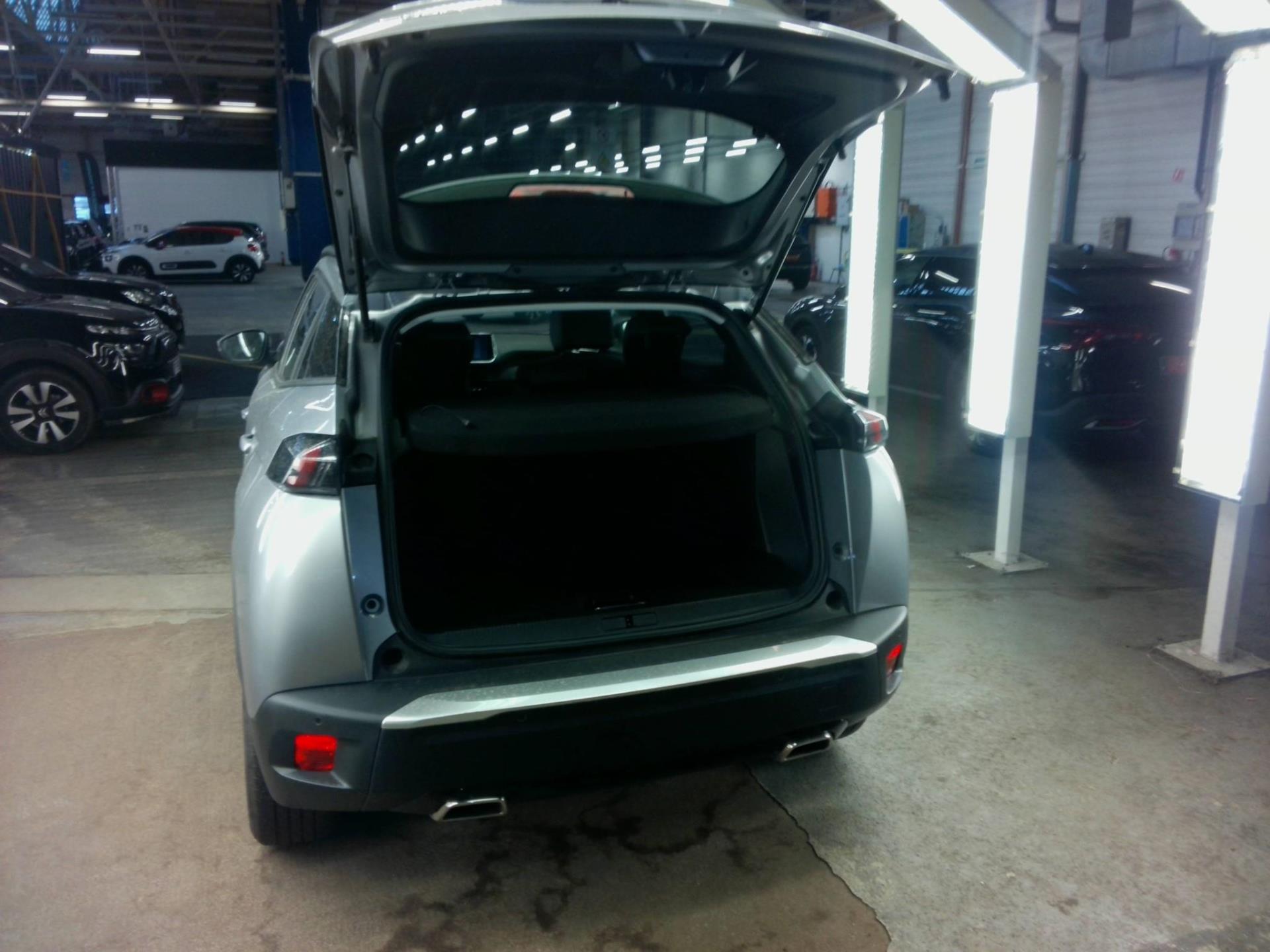 Peugeot 2008 PureTech 130 S&S BVM6 Allure 2022