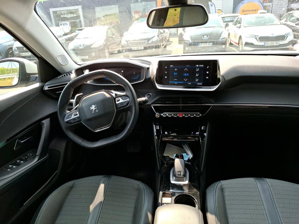 Peugeot 2008 PureTech 130 S&S EAT8 Allure Pack 2021