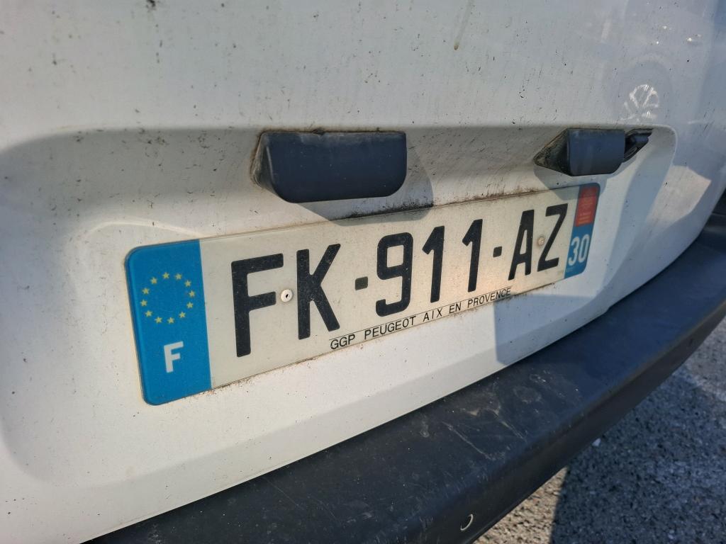 Peugeot PARTNER FOURGON STANDARD 650 KG BLUEHDI 100 BVM5 PREMIUM 2019