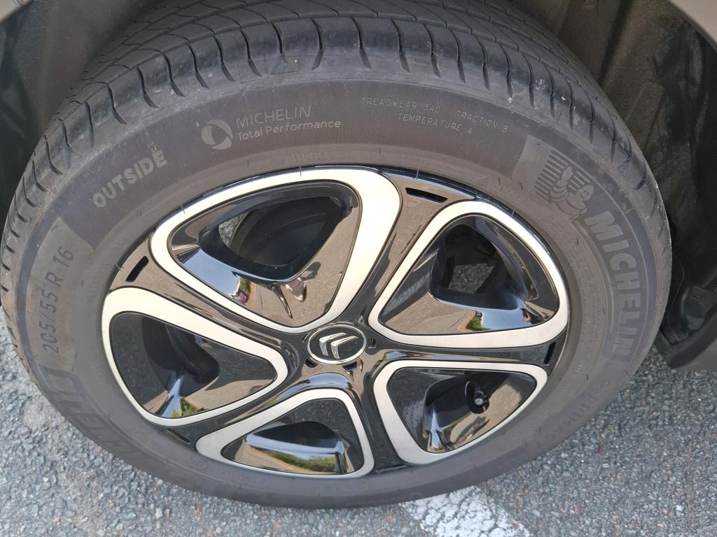 Citroen C3 PureTech 83 ch BVM5 Plus 2024