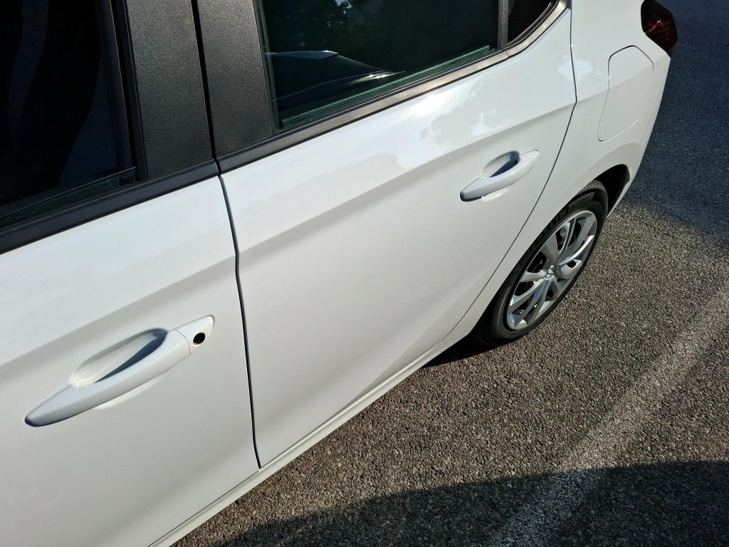 Opel Corsa 1.2 75 ch BVM5  2024