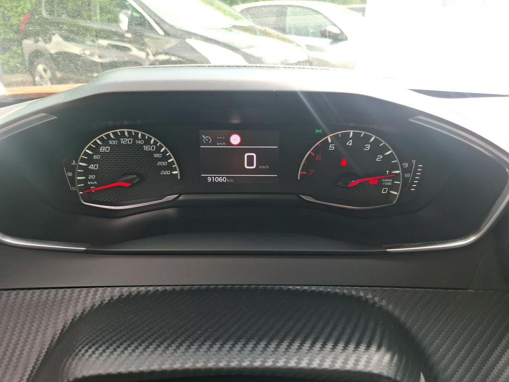 Peugeot 2008 PureTech 130 S&S BVM6 Active Pack 2022