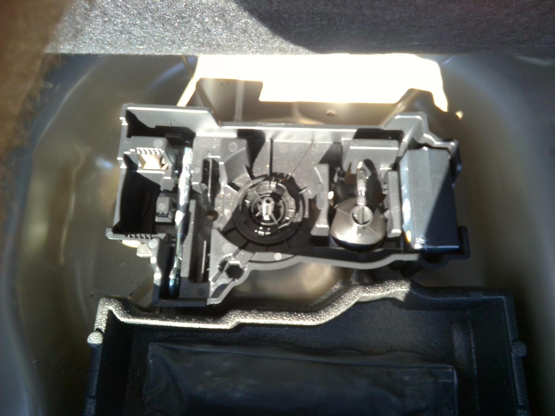 Peugeot 2008 Hybrid 136 e-DCS6 Style 2025