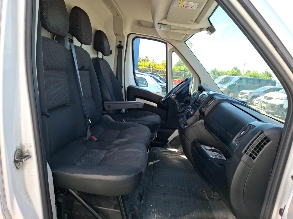 Peugeot BOXER TOLE 333 L2H2 BLUEHDI 140 S&S PREMIUM 2021