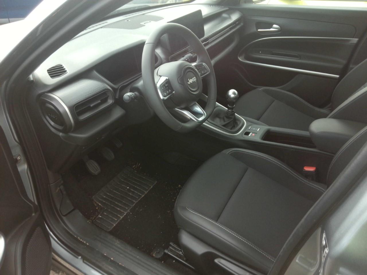 Foto Jeep AVENGER 3