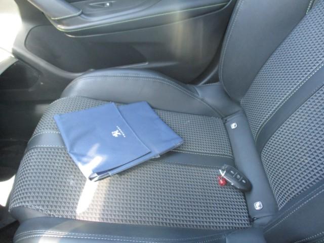 Foto Peugeot 2008 11