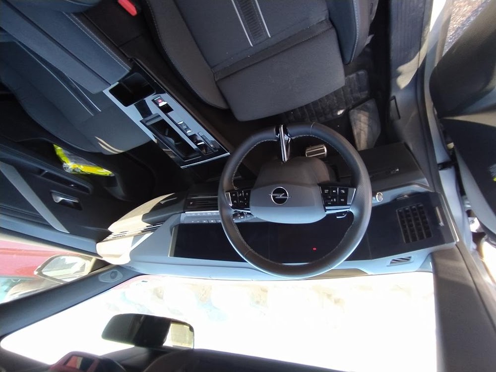 Foto Opel Astra 14