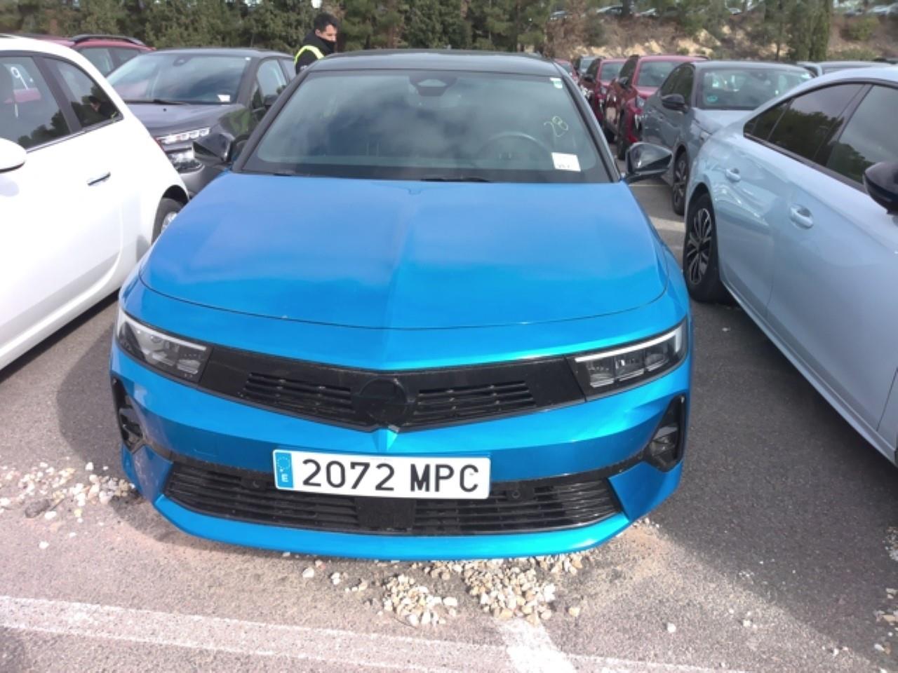 Opel Astra Astra 5P GS 1.2T XHT MT6 S/S 130 CV (96kW)