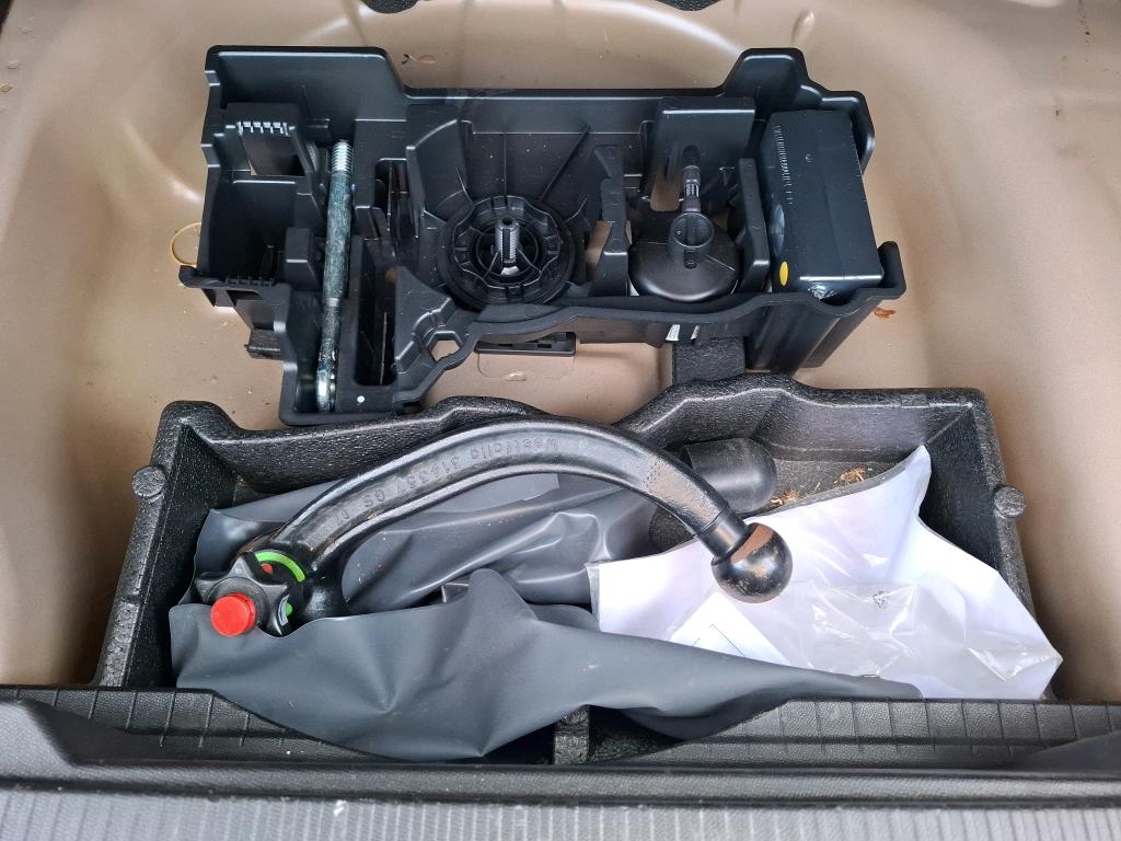 Peugeot 2008 PureTech 130 S&S BVM6 Allure 2022
