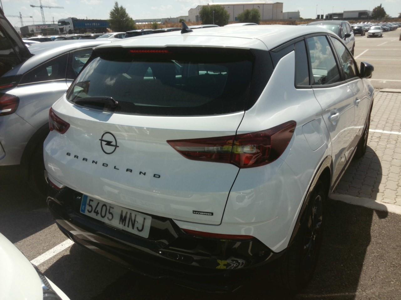 Foto Opel Grandland PHEV 8