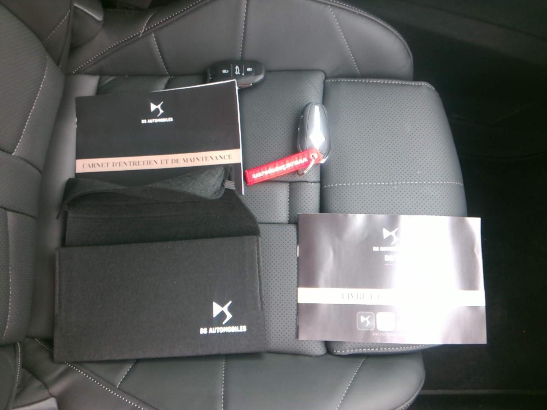DS DS 7 BlueHDi 130 EAT8 Etoile 2024