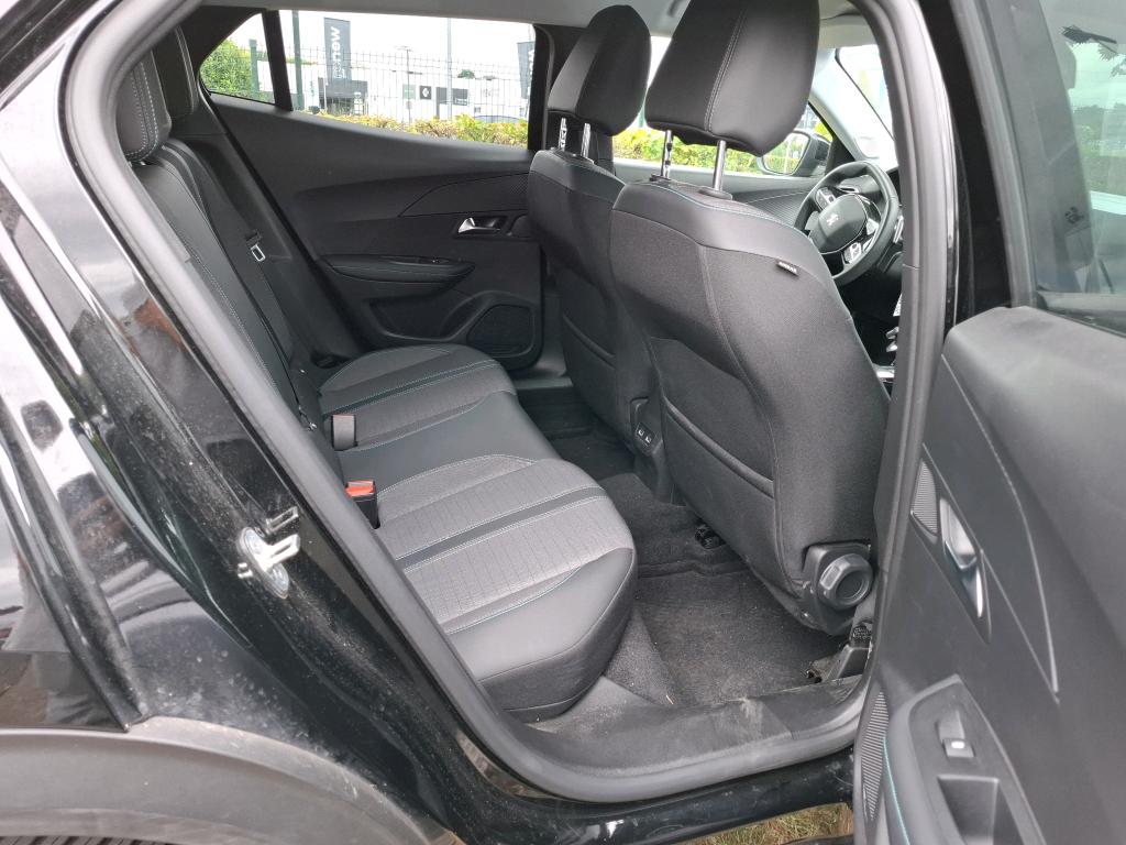 Peugeot 2008 BlueHDi 130 S&S EAT8 Allure 2022